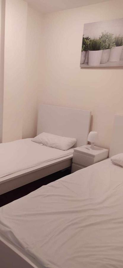 Precioso Apartamento Campo Golf Хуеска Екстериор снимка
